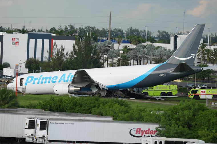 Investigan qué falló tras accidente de avión de Amazon en Miami