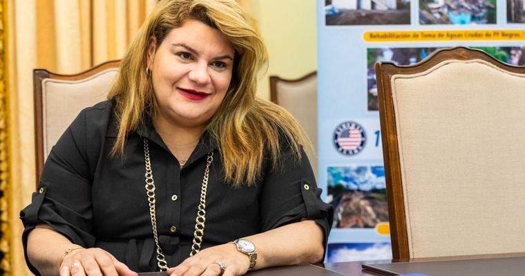 Gobernadora asigna $2.4 millones a ocho municipios para servicios esenciales